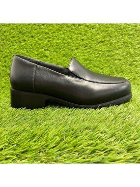 SlipGrips Womens Size 6.5D Black Leather Slip-Resistant Slip-On Dress Shoes